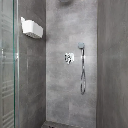 Am Goethepark Im Leipziger Neuseenland Λειψία