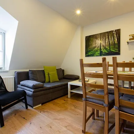 Am Goethepark Im Leipziger Neuseenland