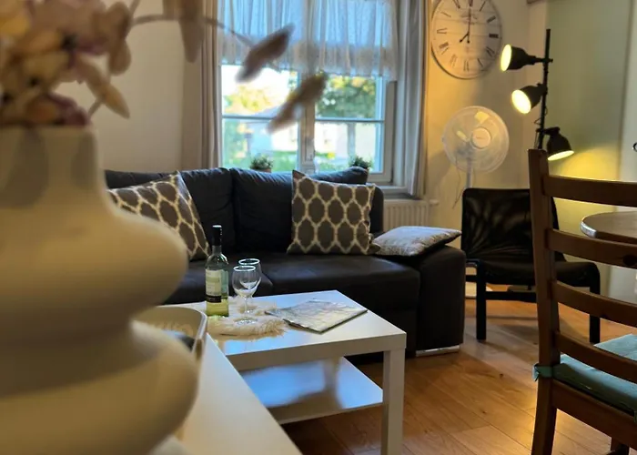 Am Goethepark Im Leipziger Neuseenland لبسيا