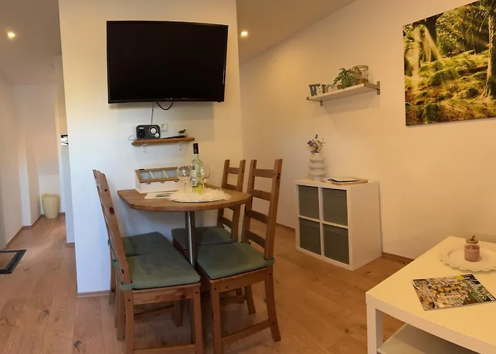 شقة Am Goethepark Im Leipziger Neuseenland